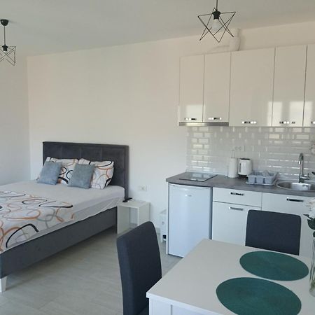 Ferienwohnung Bojan Igalo Exterior foto
