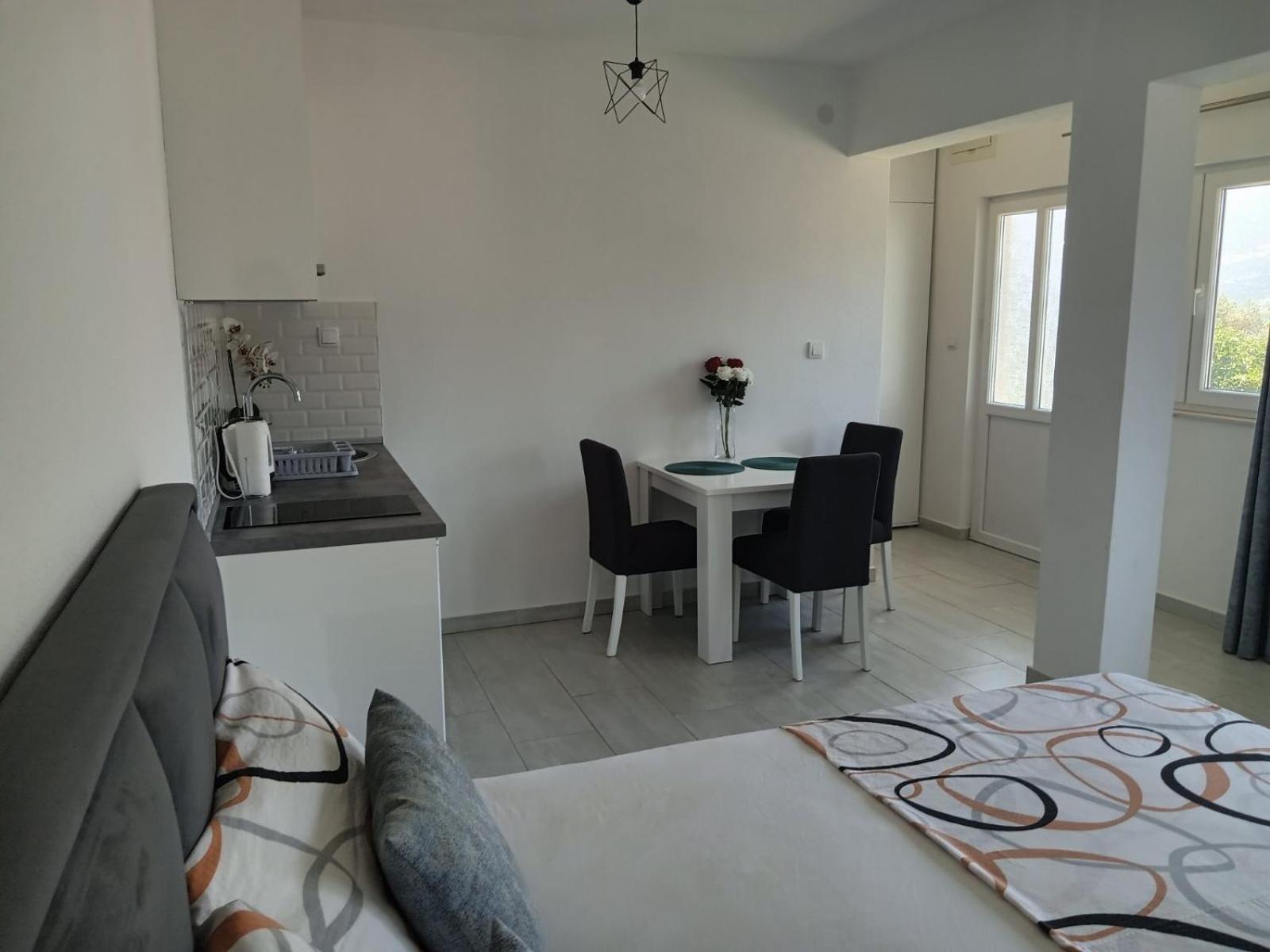 Ferienwohnung Bojan Igalo Exterior foto