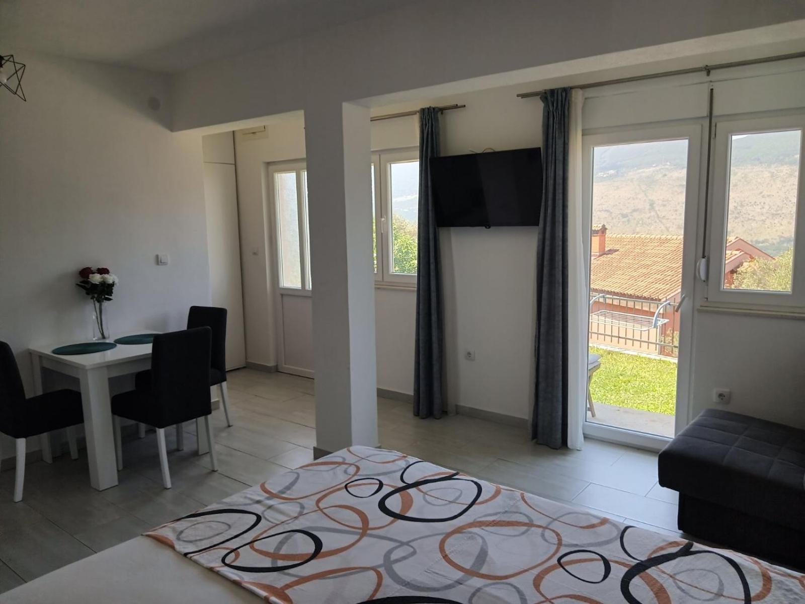 Ferienwohnung Bojan Igalo Exterior foto